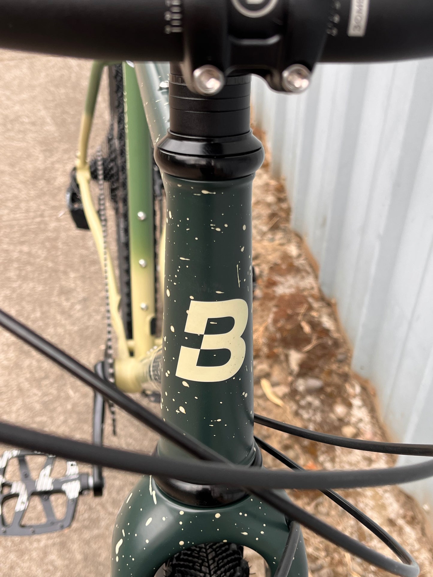 Bombtrack HookEXT SX Eagle flatbar gravel bike SRAM Medium, Green