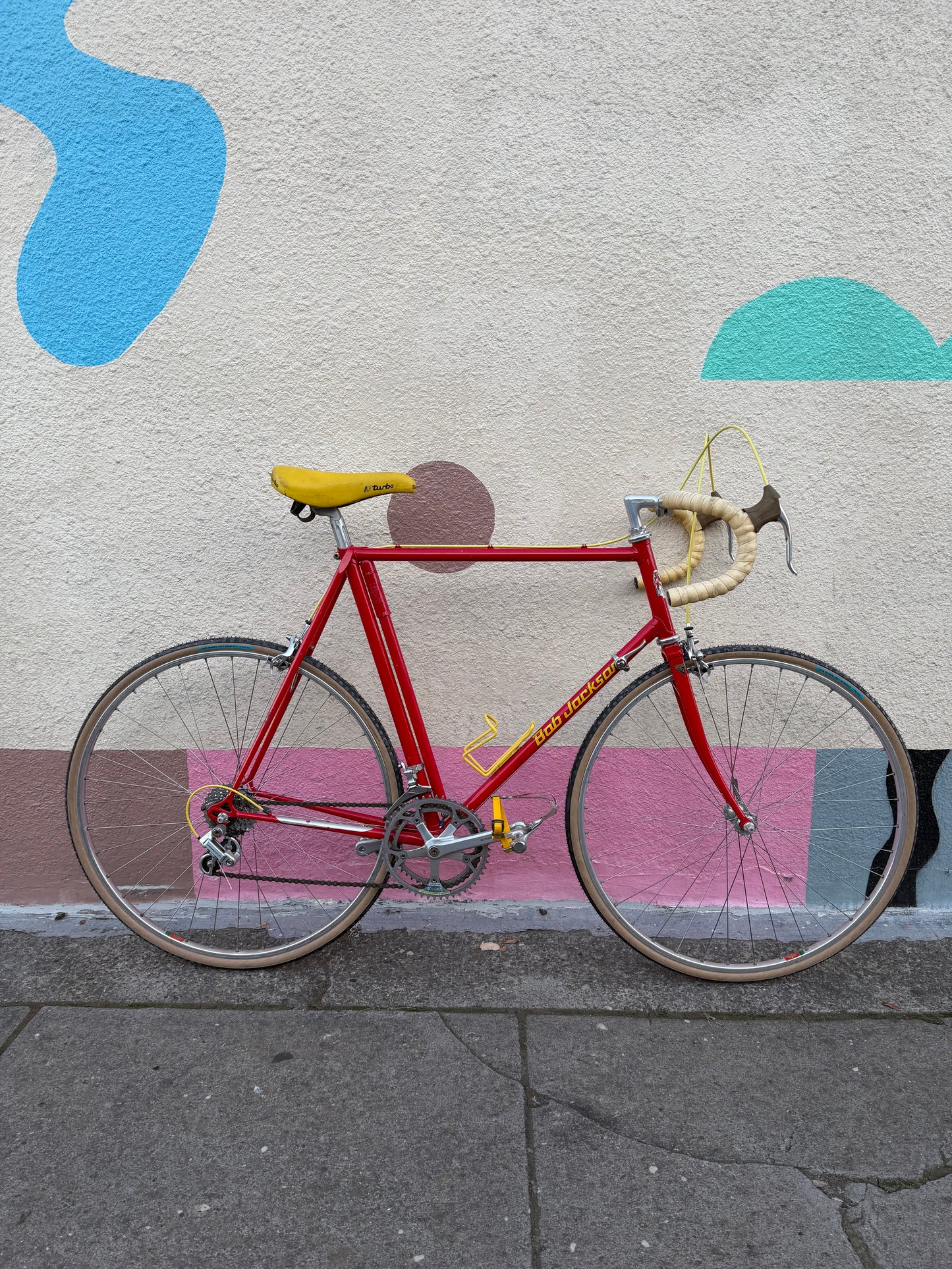 Bob Jackson vintage road bike shimano 600, 60cm frame 700c wheels consignment