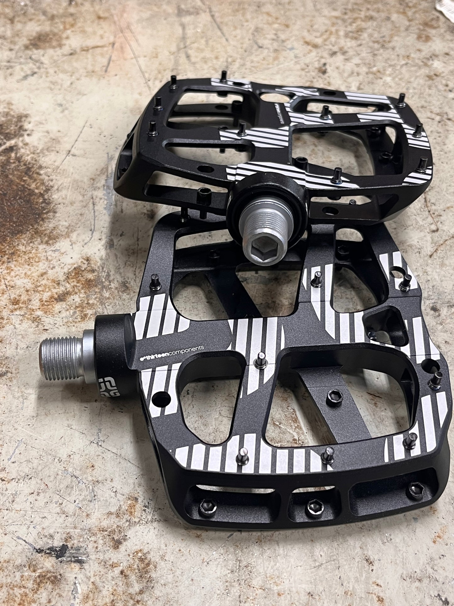 e*Thirteen Plus Pedals, black CNC aluminum with traction spikes
