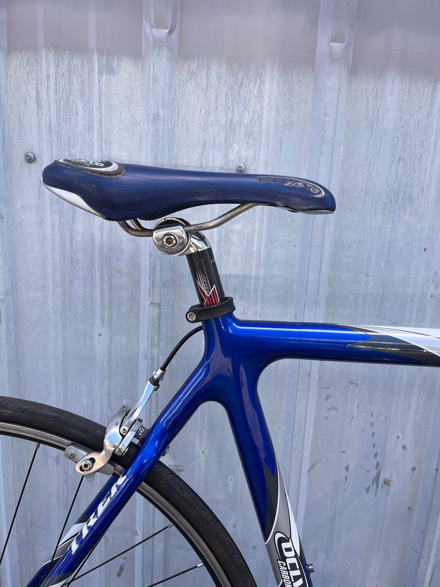 Trek OCLV 1200 carbon road bike Shimano Ultegra 3x9 w 700c wheels 54cm frame custom refurbished