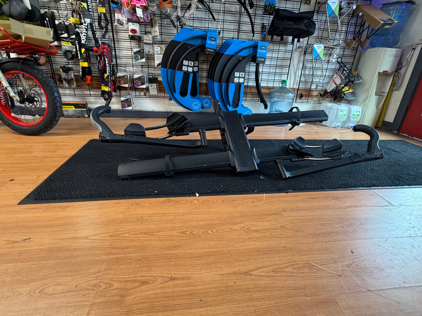 Kuat NV2.0 hitch rack, 2 bike 2" receiver