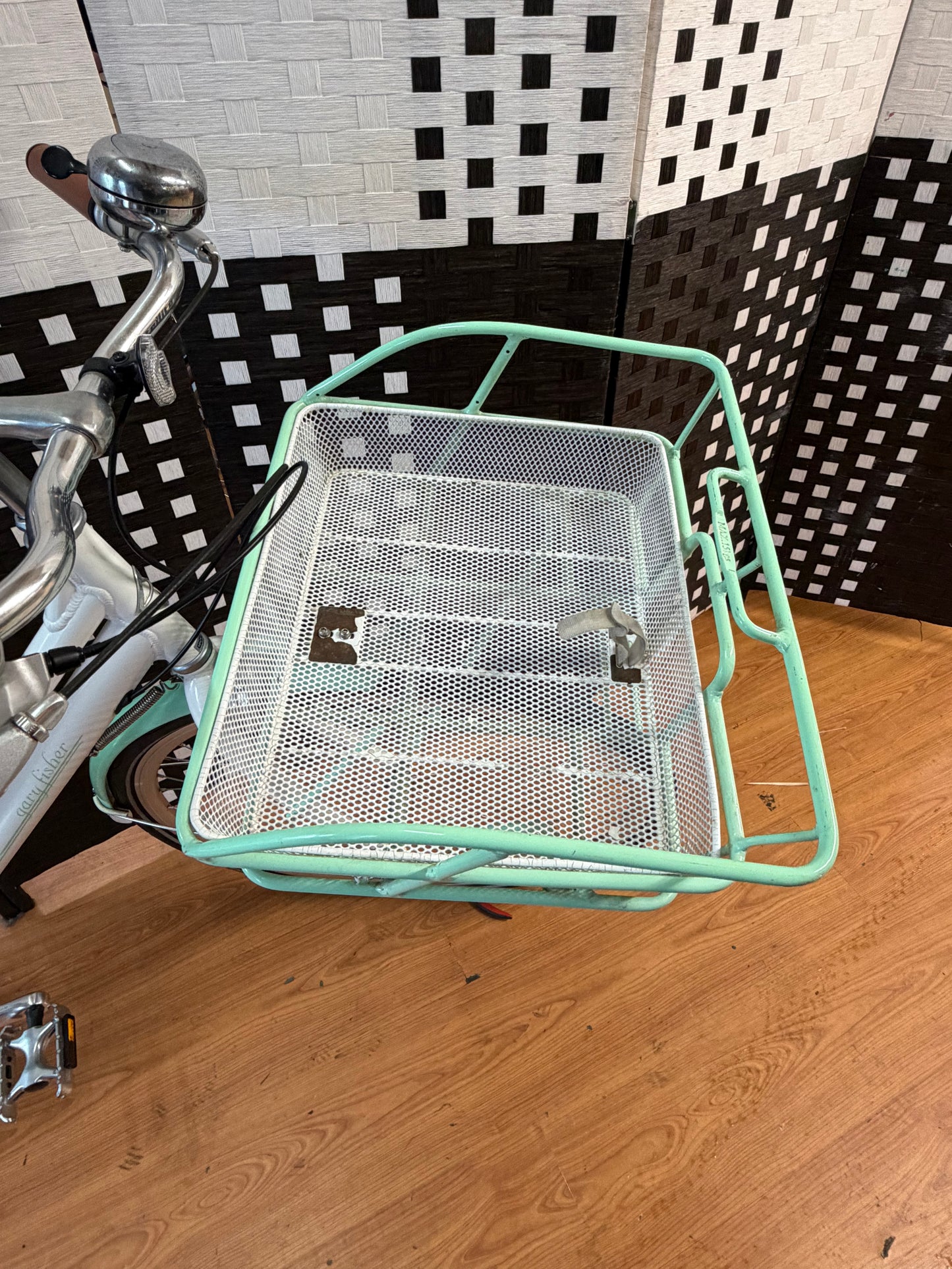 Gary Fisher Simple City Nexus 8 speed IGH 18.5" Step thru Frame Custom Refurbished