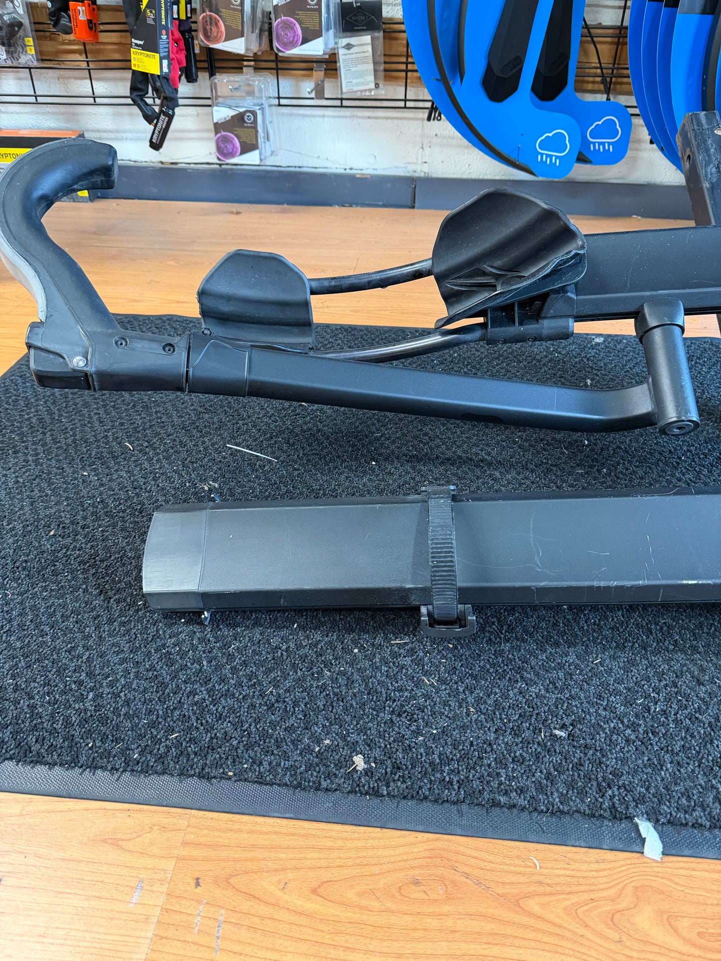 Kuat NV2.0 hitch rack, 2 bike 2" receiver