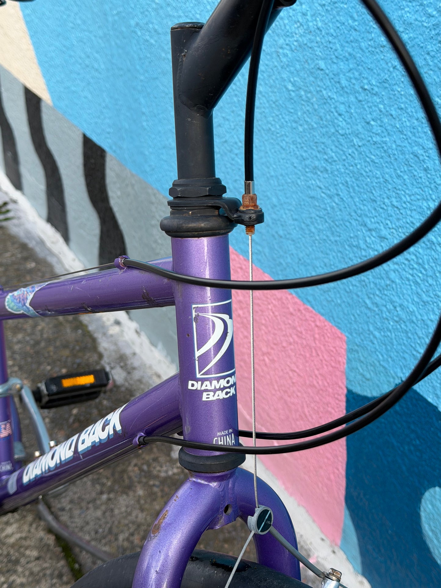 Diamondback traverse step thru purple bike 26” wheel 18” frame.