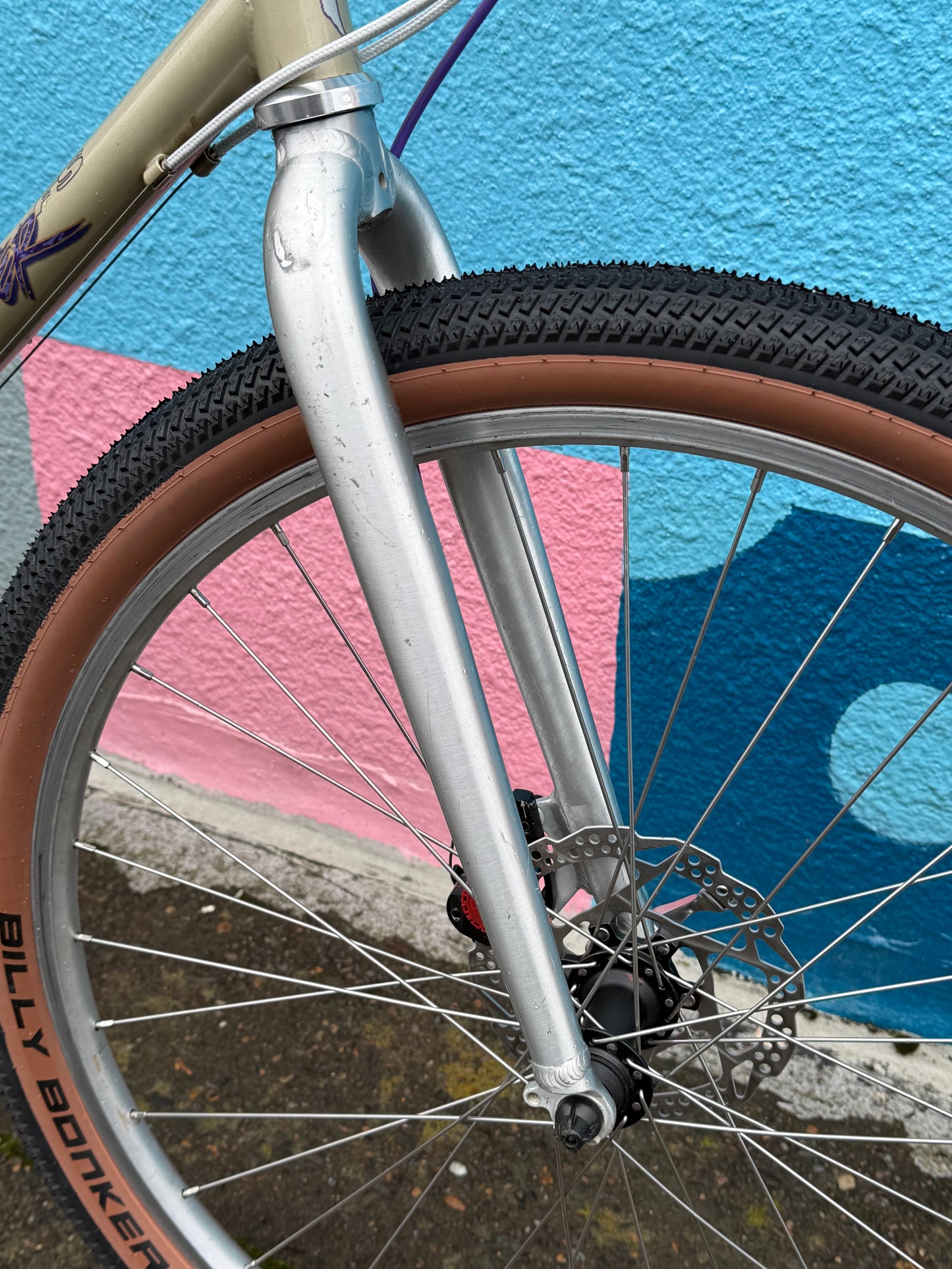 Specialized stumpjumper FS restomod bike custom refurbished 17” frame