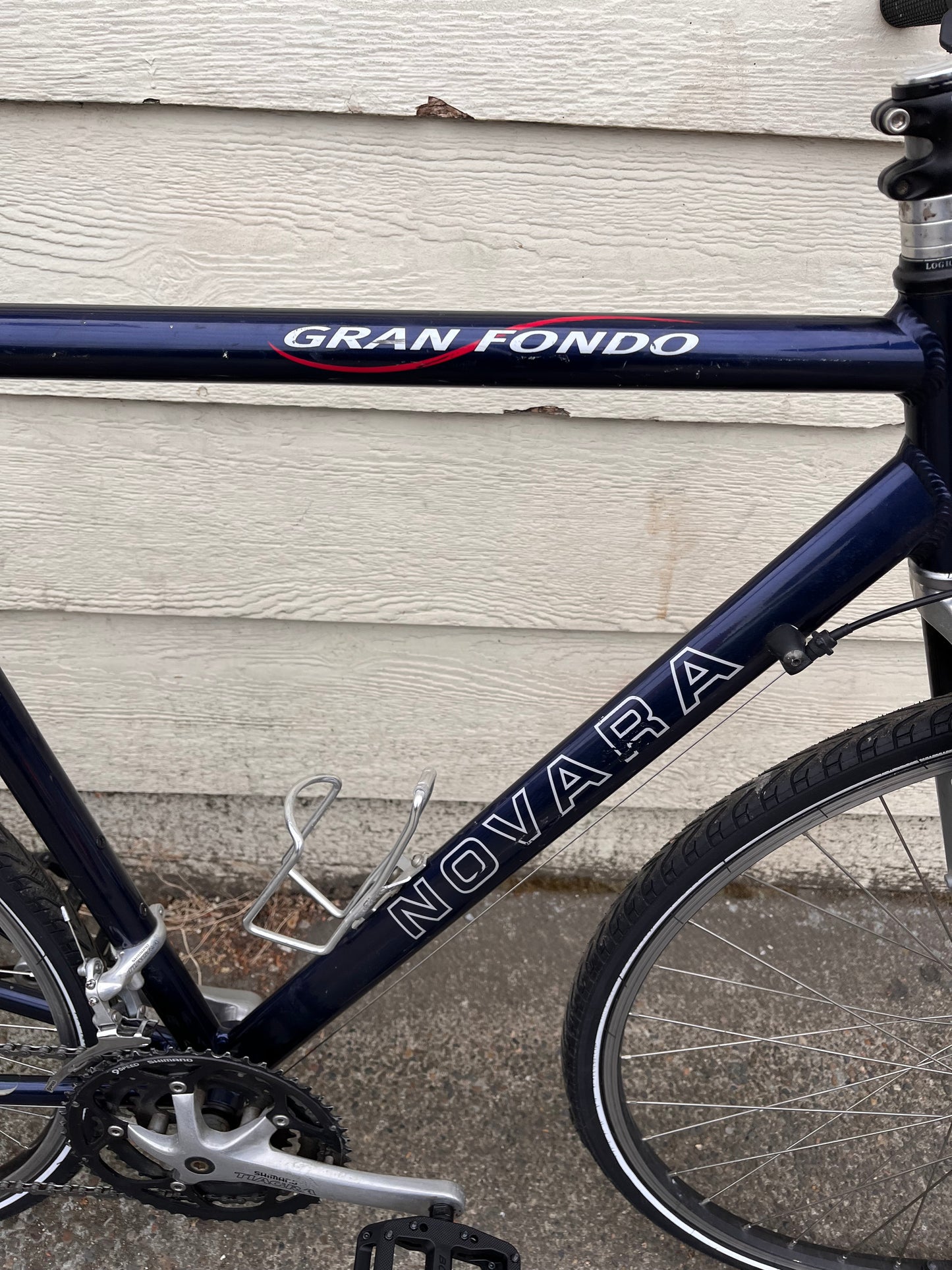 Novara Gran Fondo trekking bike euro 59cm custom refurbished