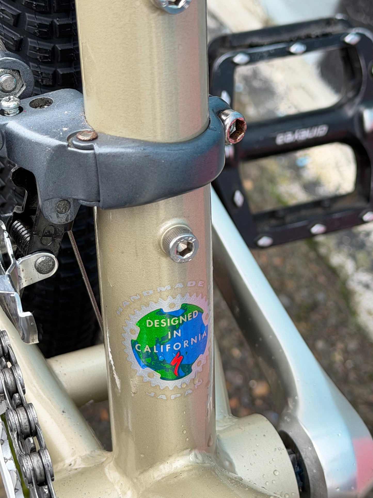 Specialized stumpjumper FS restomod bike custom refurbished 17” frame