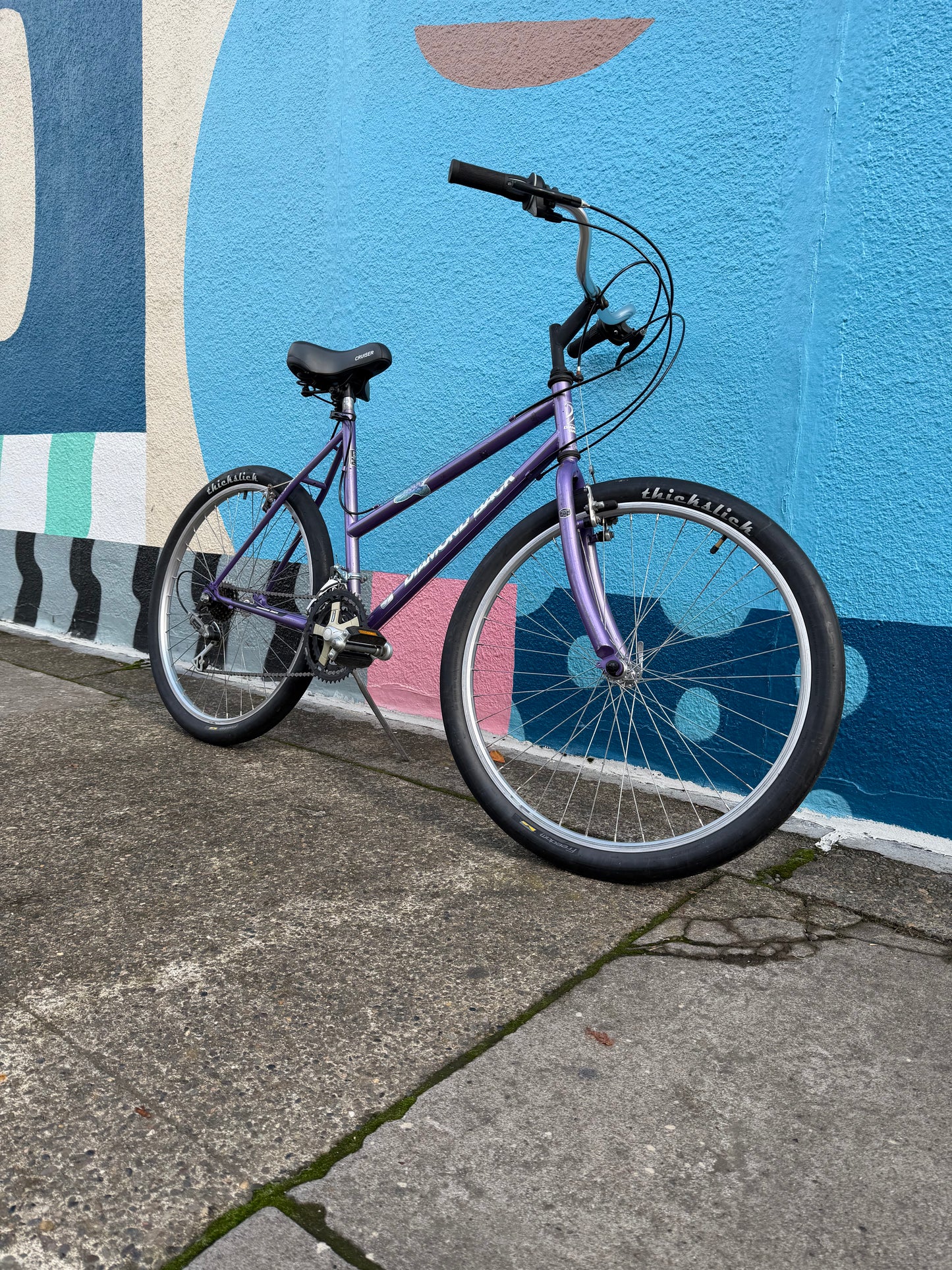 Diamondback traverse step thru purple bike 26” wheel 18” frame.