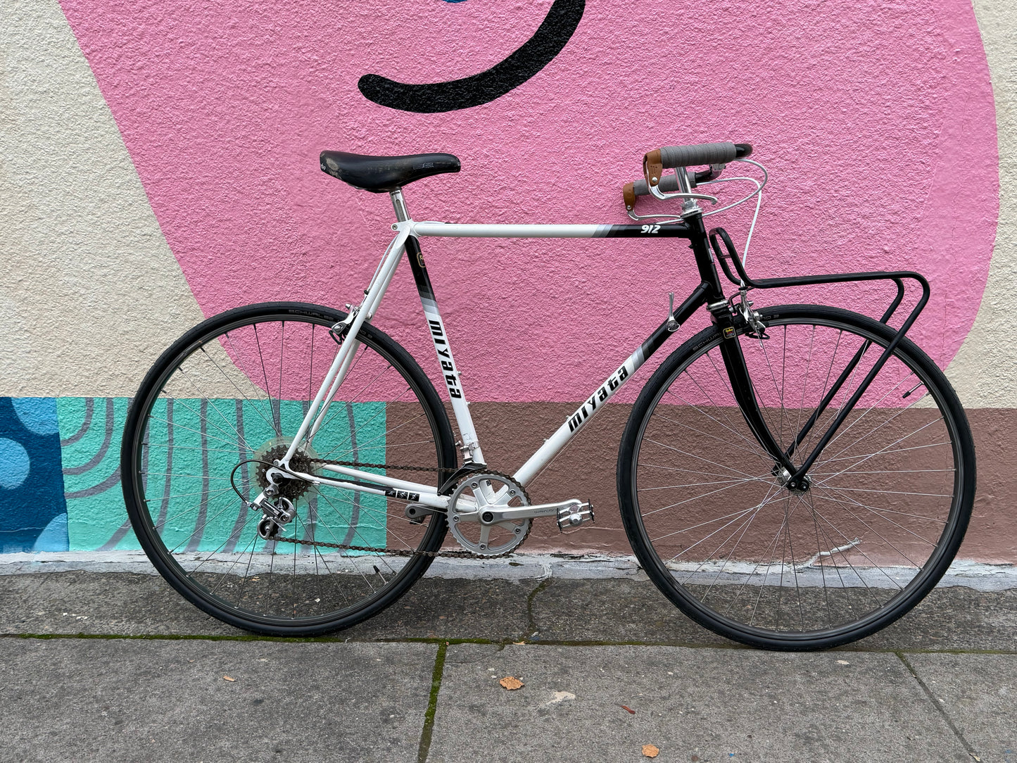 Miyata 912 vintage city bike porteur 59cm frame 700c wheels custom refurbished