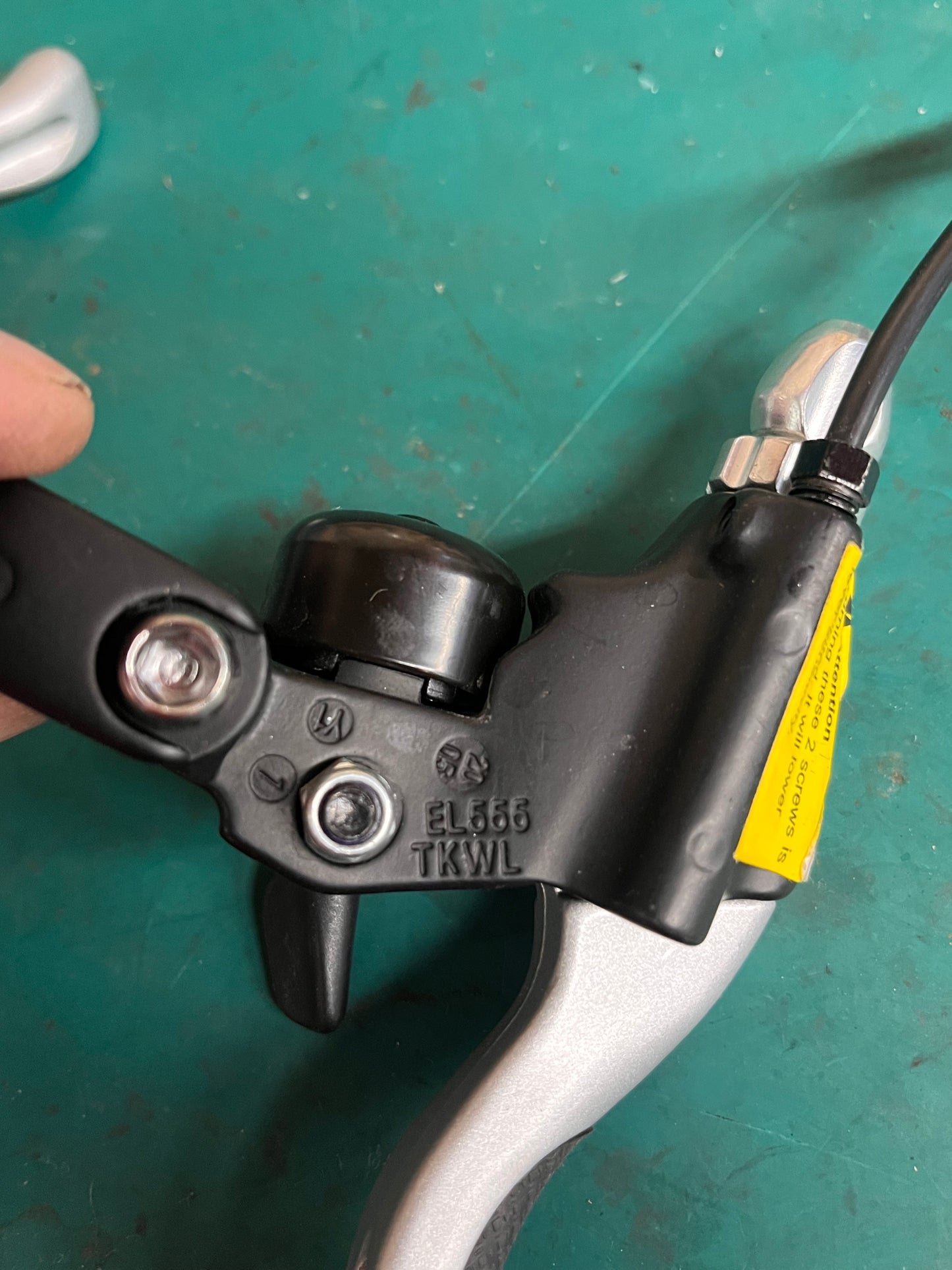 Tektro EL350 brake lever for e-bikes with Julet 2 pin cutoff wiring switch, pair left right