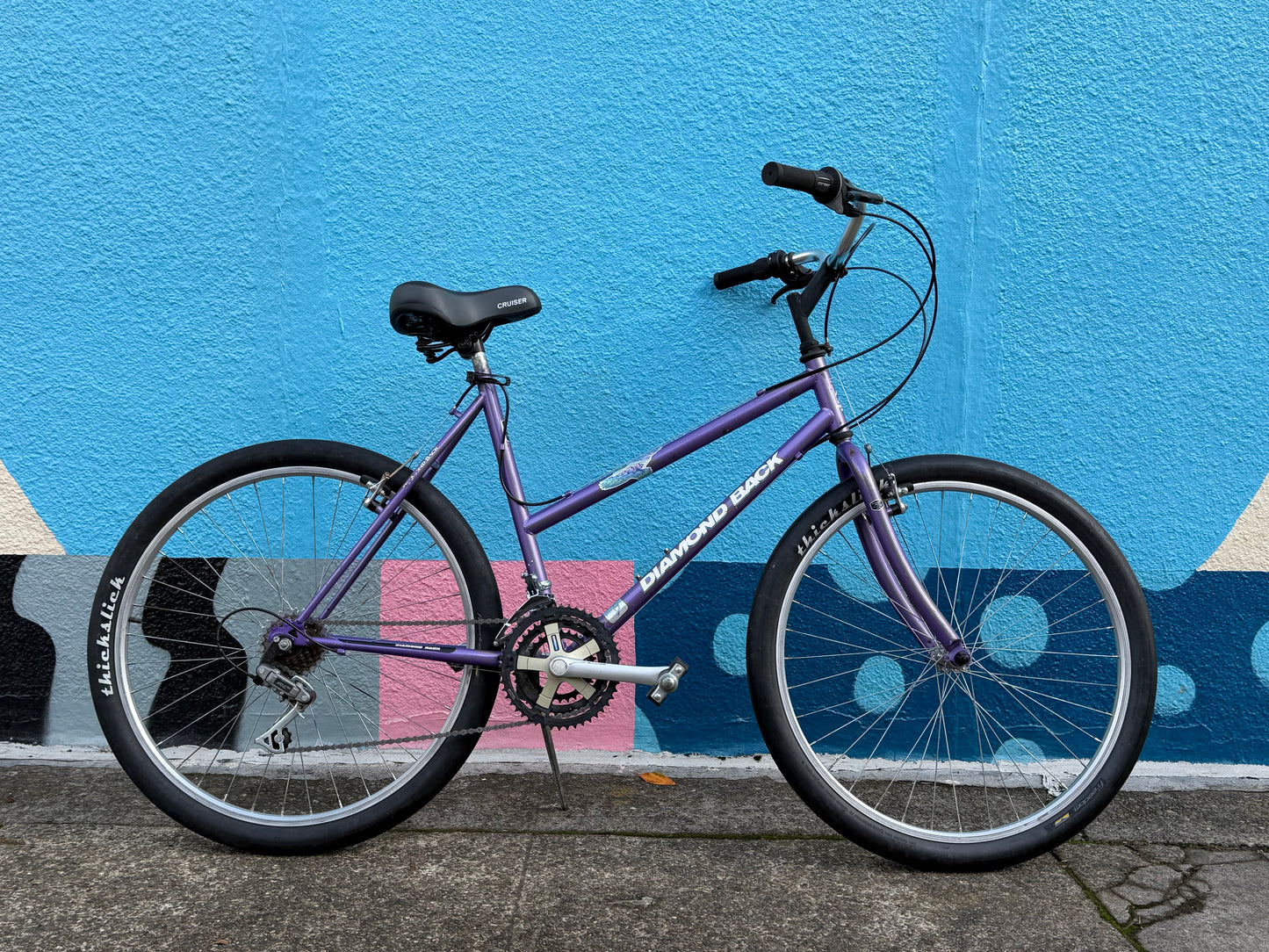 Diamondback traverse step thru purple bike 26” wheel 18” frame.