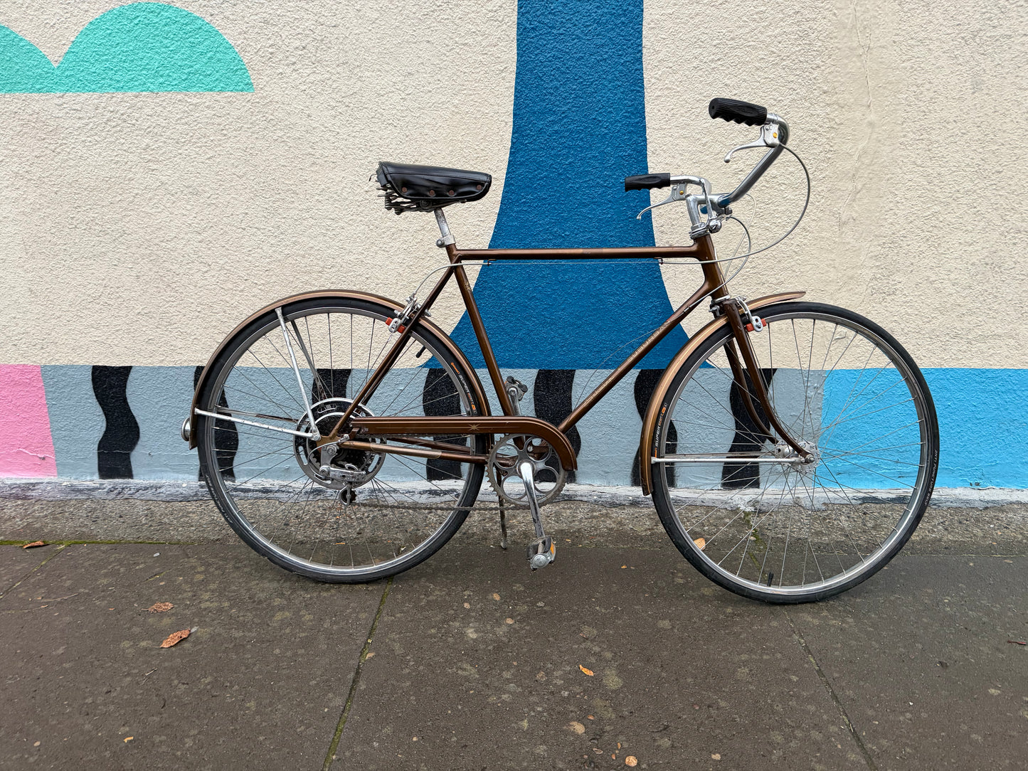 Schwinn Suburban bike 21” brown stallion