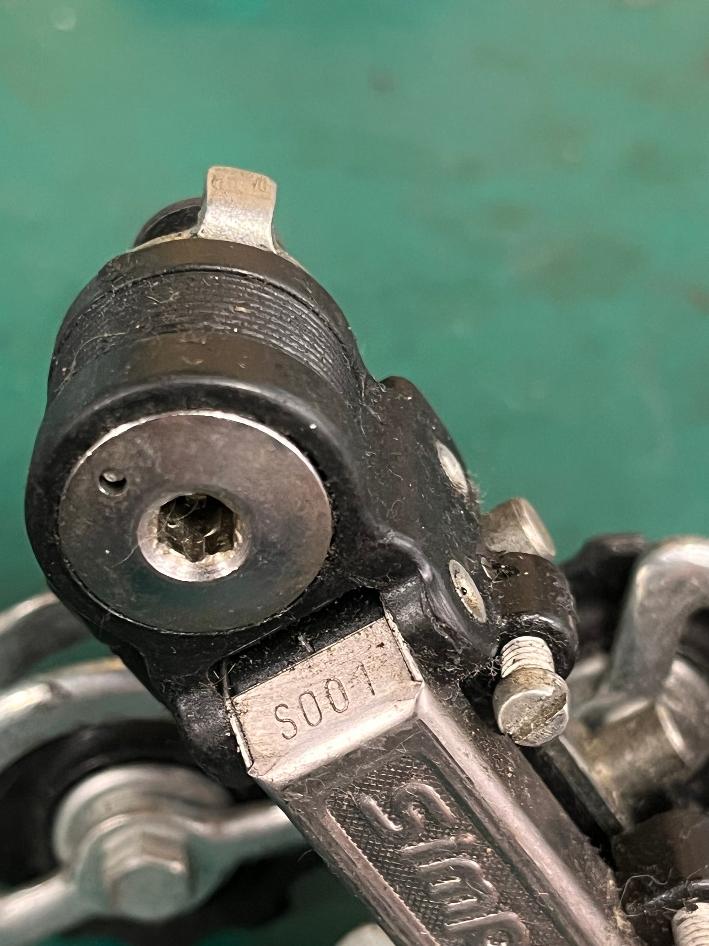 Lot of Simplex and Huret rear derailleurs- Clearance