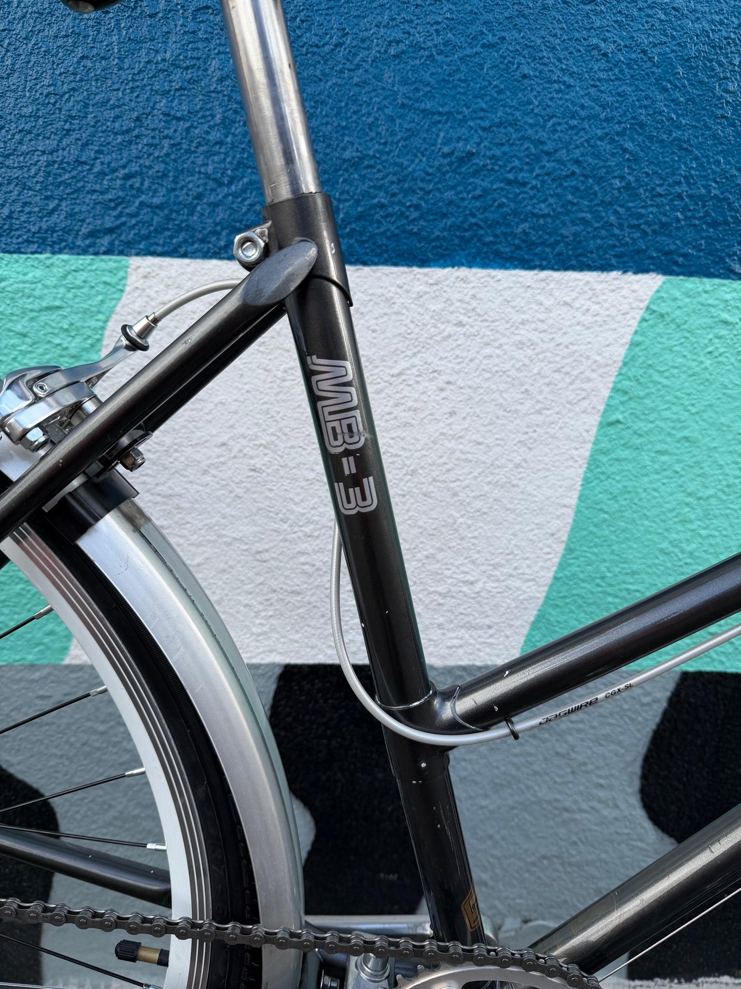 Bridgestone MB3 bike 700c wheels 19" step thru frame custom refurbished