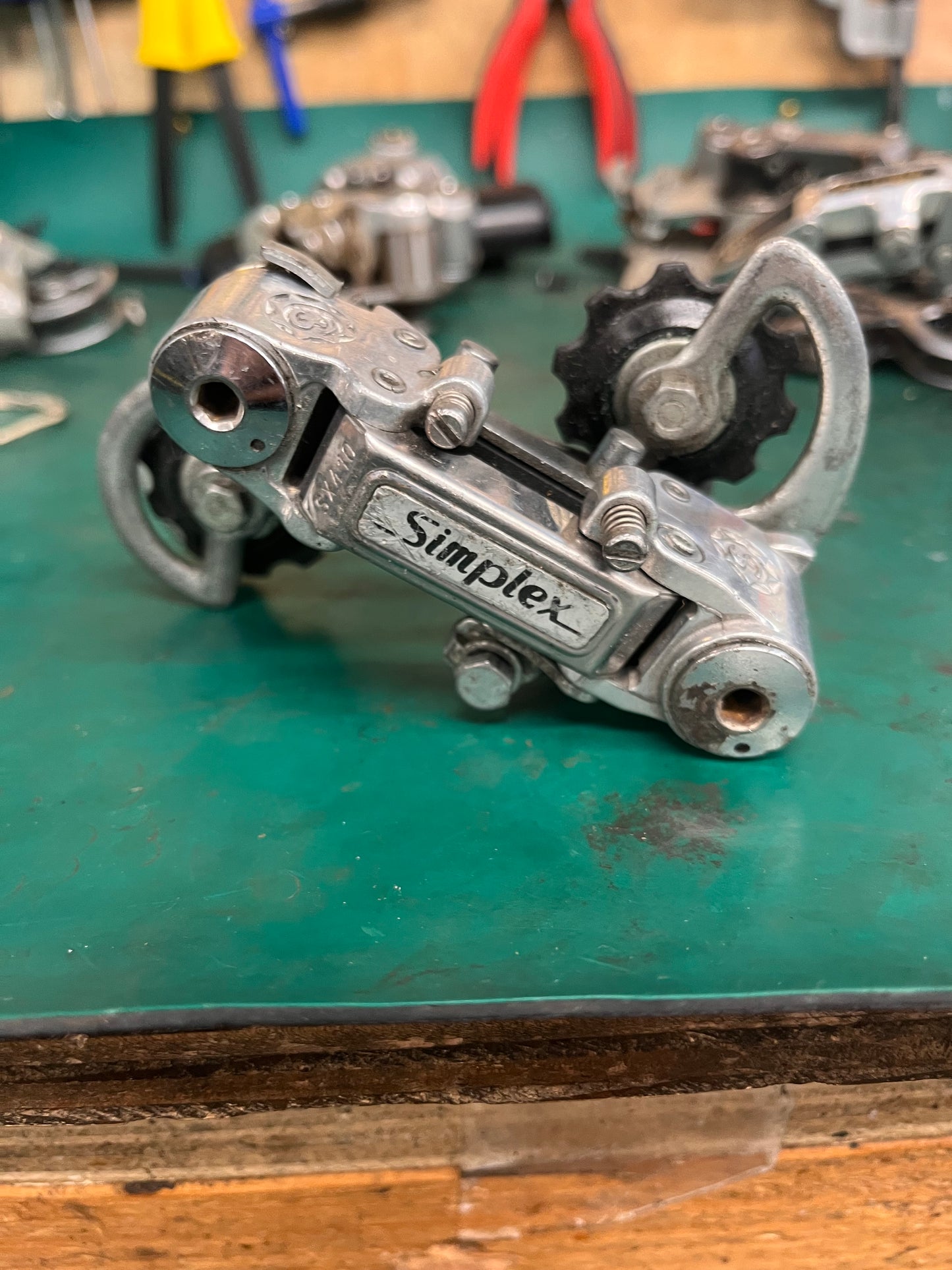 Lot of Simplex and Huret rear derailleurs- Clearance