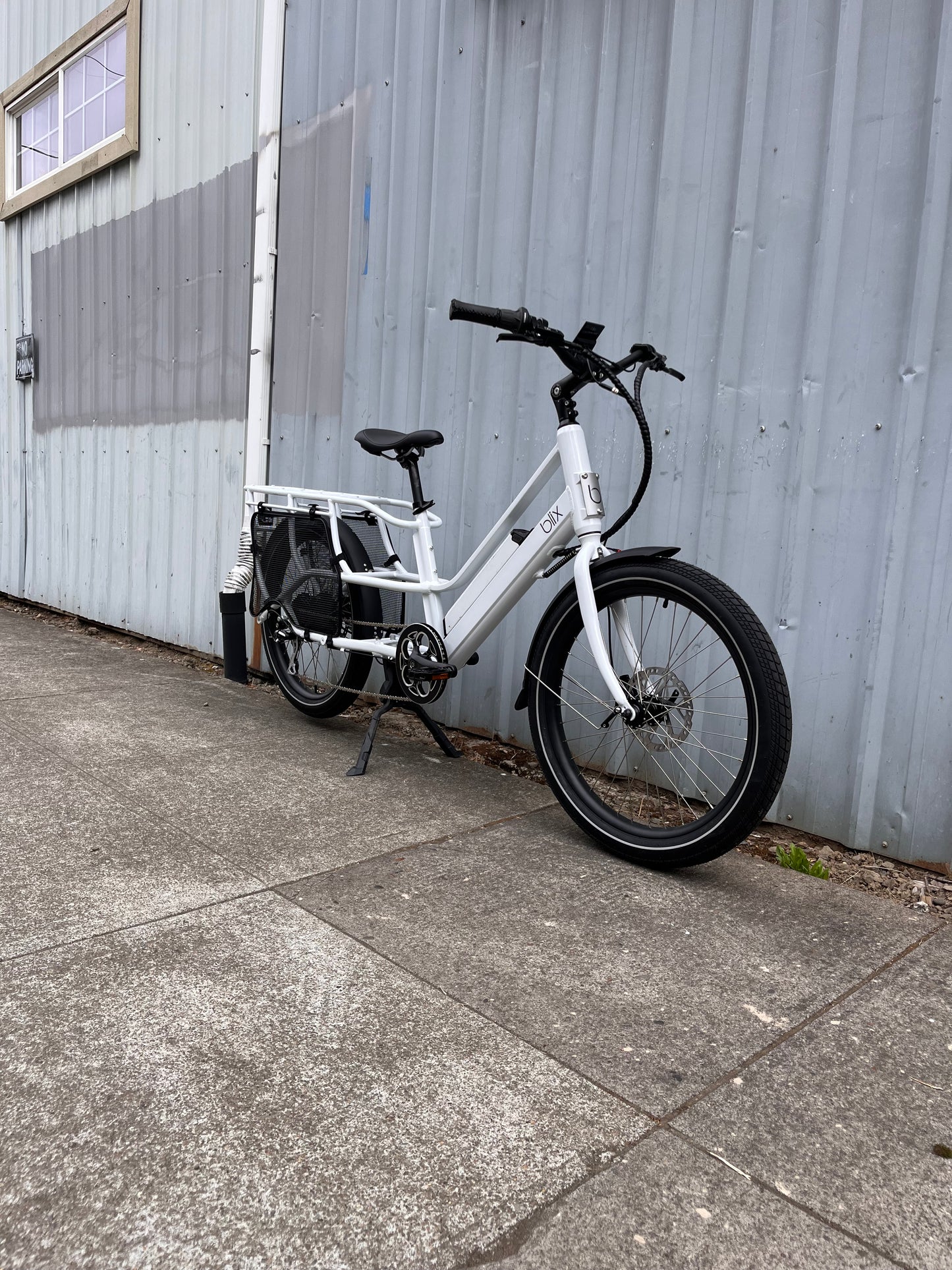 Blix Packa Genie cargo e-bike white, New