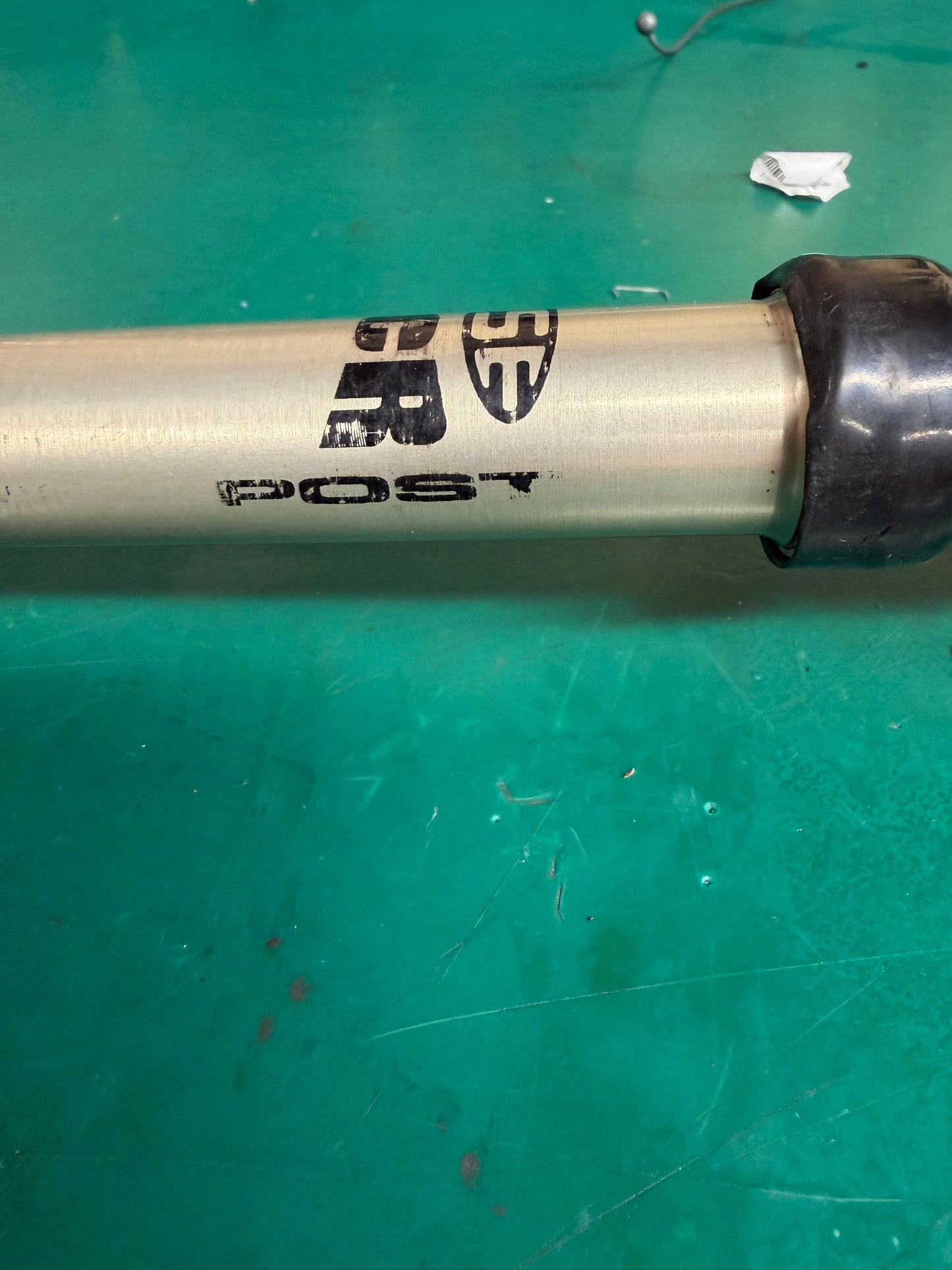 USE XCR Shock Post vintage ATB 25.0 w 27.0 shim 385mm length.
