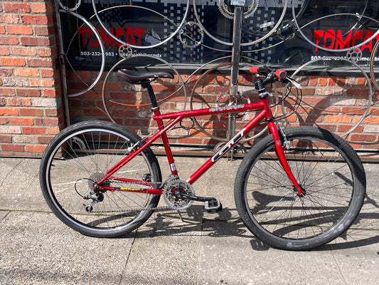 GT Karokoram vintage Bike 17” frame 26” wheels custom refurbished