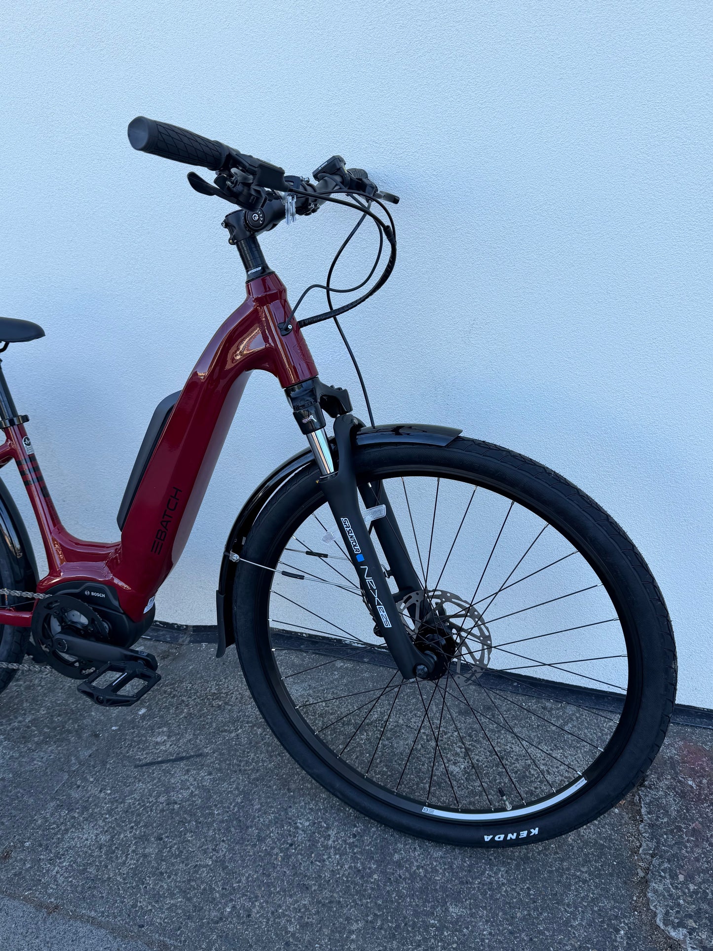 Batch step thru ebike Bosch system small, new