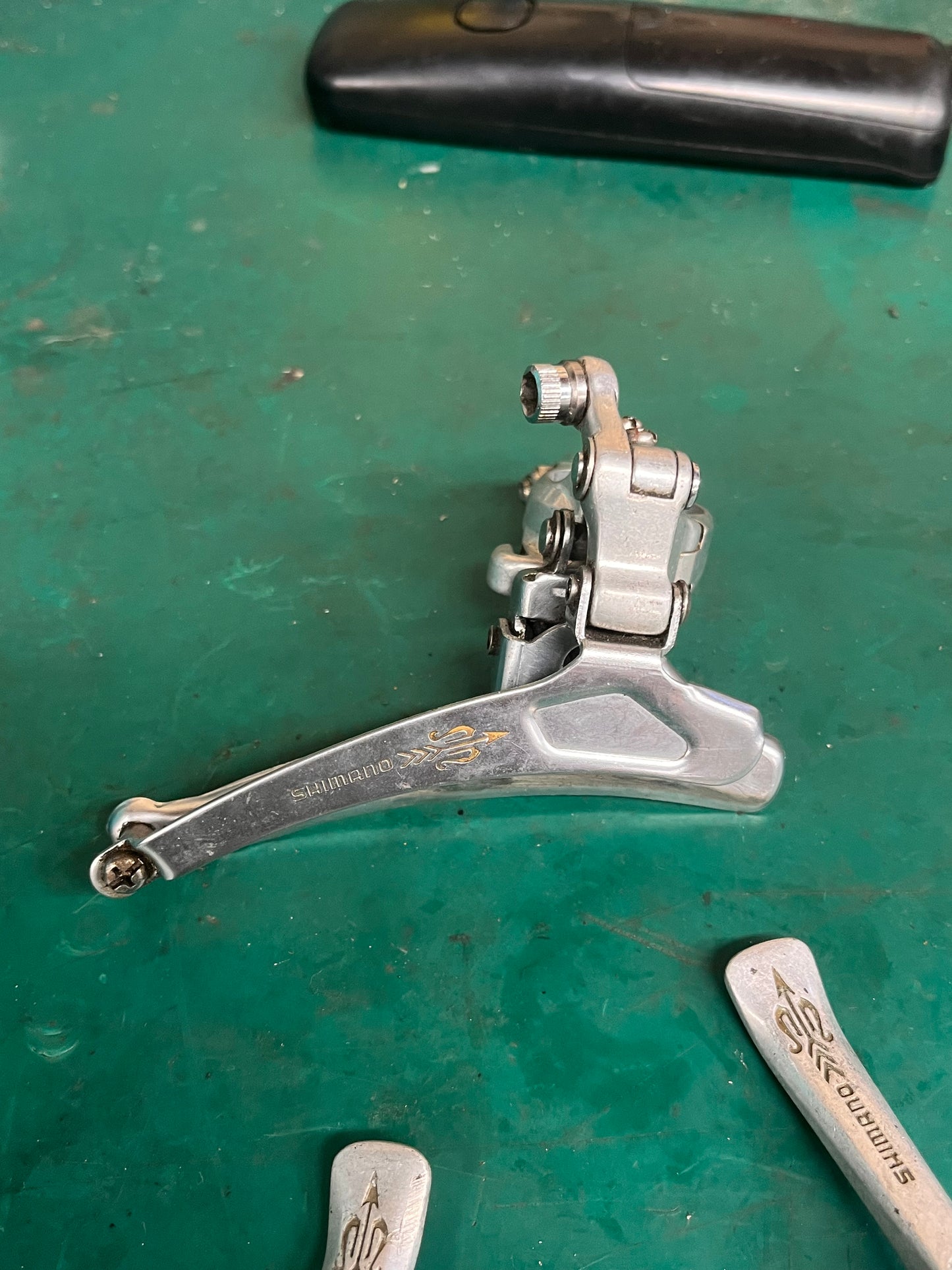 Lot of Shimano 600 pre-index rear derailleurs. Clearance