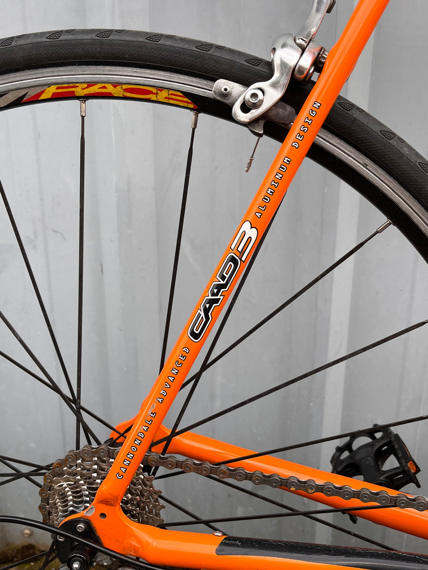 Cannondale R1000 road bike 58cm Mavic 700c wheels Shimano Ultegra 2x9