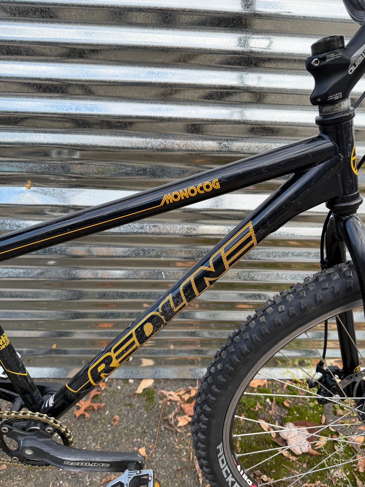 Redline Monocog singlespeed bike 15” frame 26” wheels custom refurbished