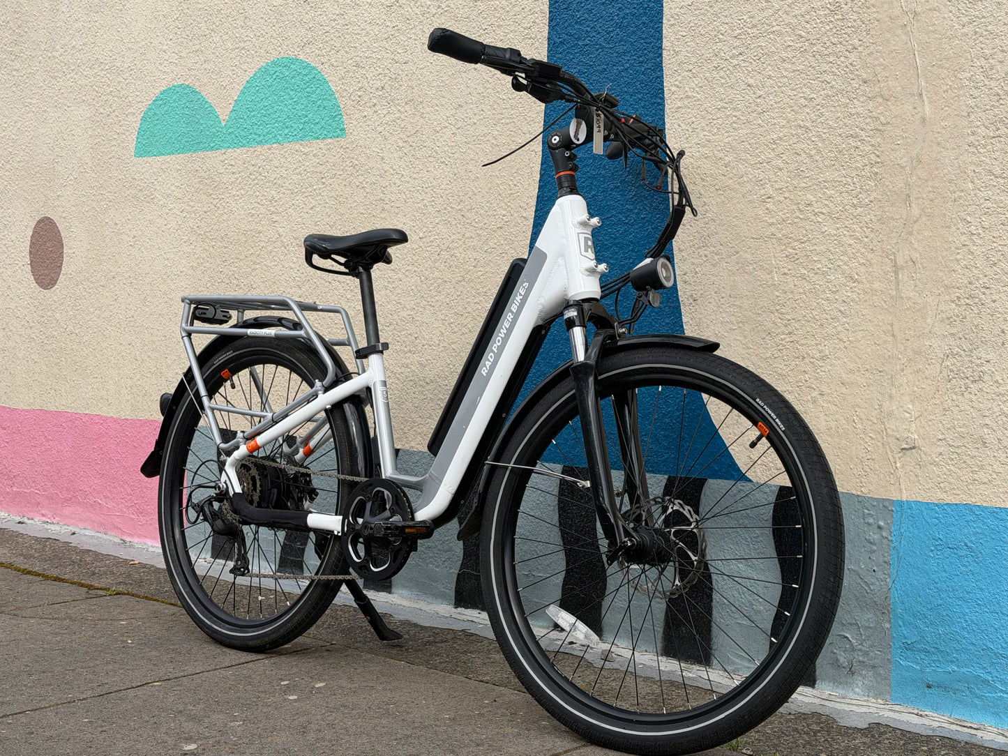 RadPower e-bike RadCity5 Low step thru White electric assist bicycle custom refurbished