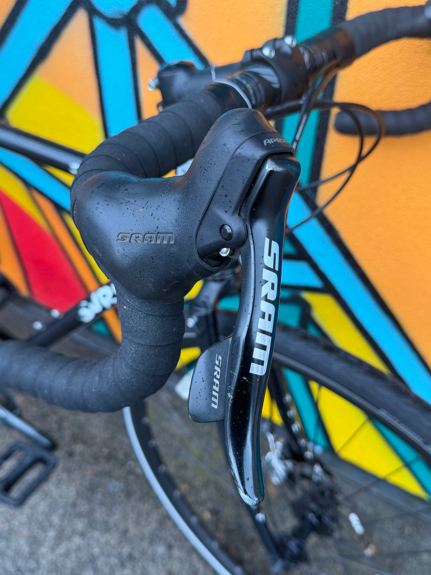 Surly straggler all road bike SRAM apex 2x10 group 700c wheels 52cm frame custom refurbished